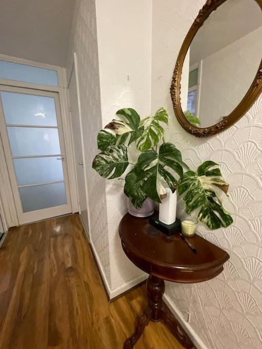 Spacious Bungalow In London, Near Central London, The Excel Centre And The O2, Ideal For Families Luaran gambar